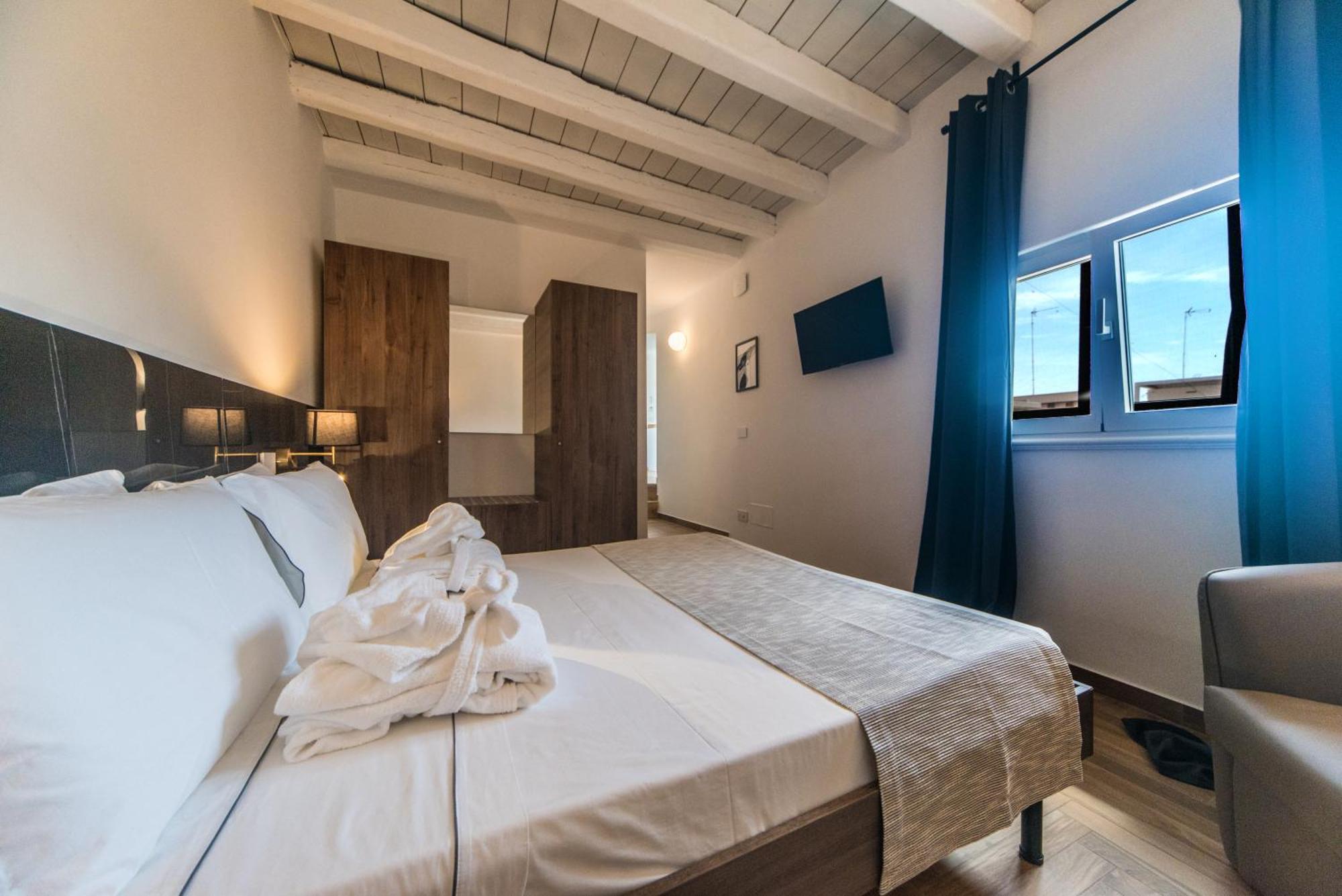 Suite Santa Chiara Trani Esterno foto